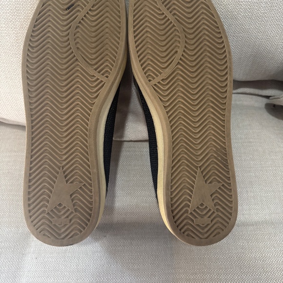 Golden Goose Sneakers in black with white star. EU45 - Picture 3 of 5